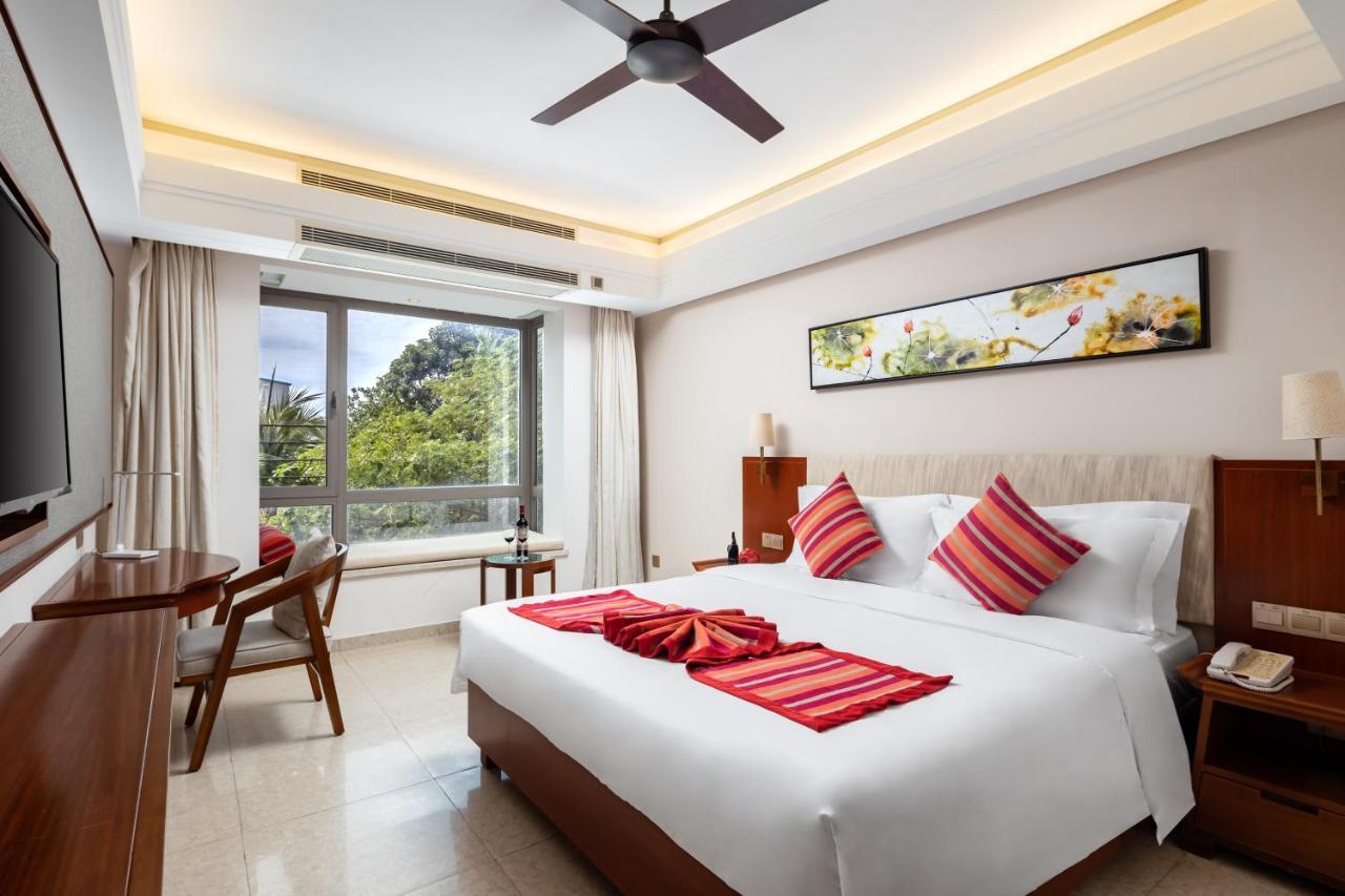 Sanya Seacube Holiday Hotel Exterior foto