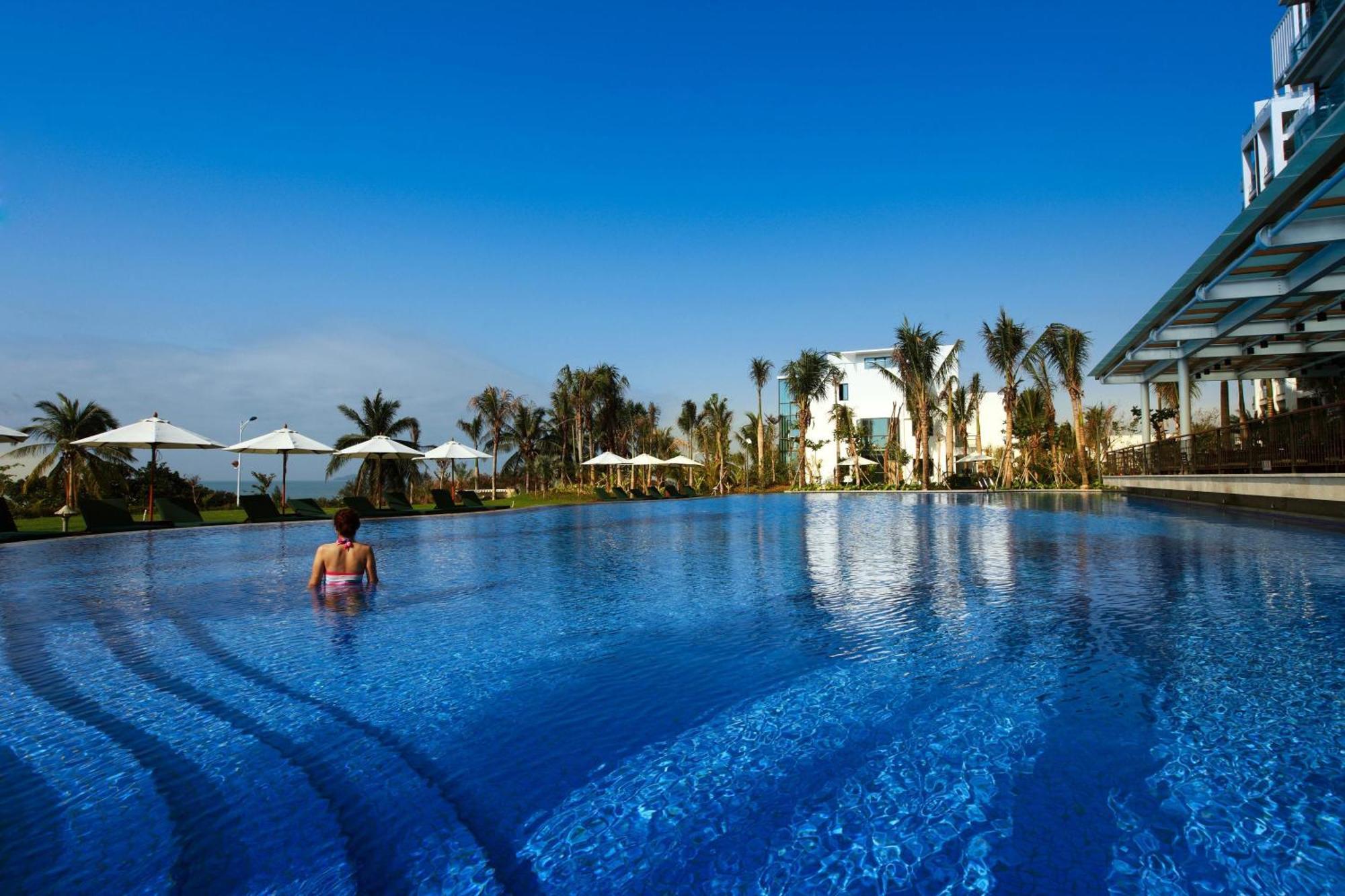 Sanya Seacube Holiday Hotel Exterior foto