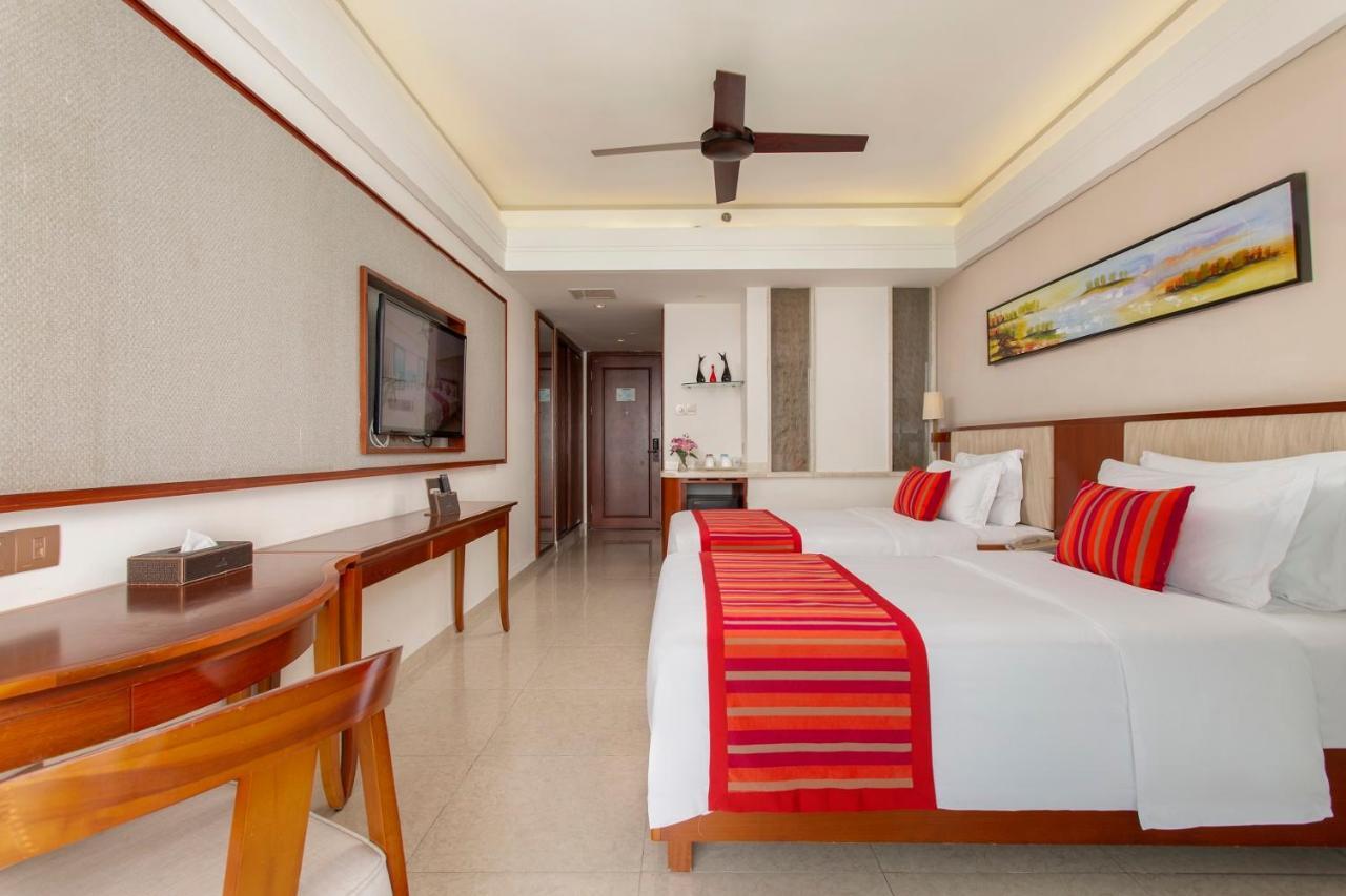 Sanya Seacube Holiday Hotel Exterior foto